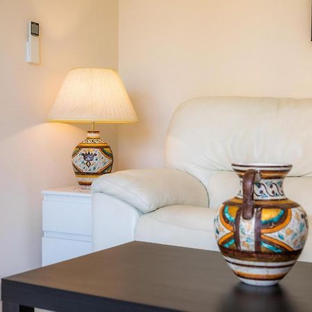 Gala Apartment Кала Ратхада Екстериор снимка