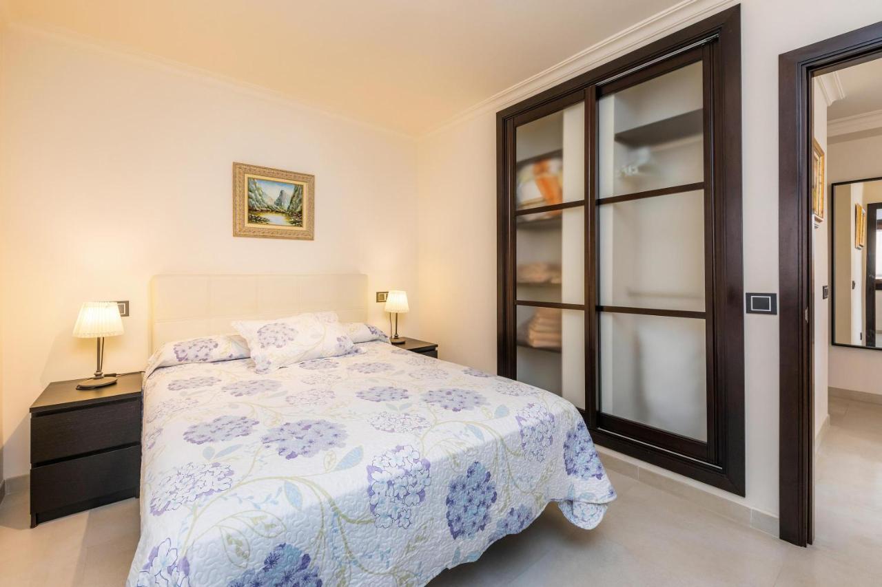 Gala Apartment Кала Ратхада Екстериор снимка